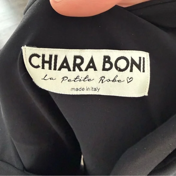 Chiara Boni Italy Black Geometric Top - Small - Picture 4 of 5